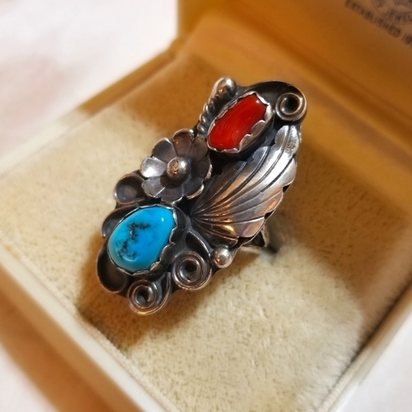 Navajo SIGNED JR RALPH JOHNSON Coral Turquoise Sterling Ring - Picture 3 of 8